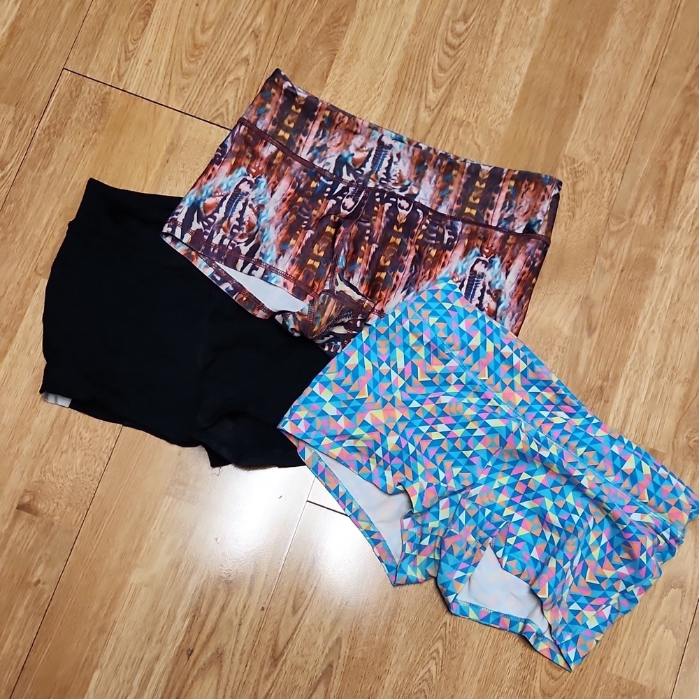 Lot of three pairs XS booty shorts